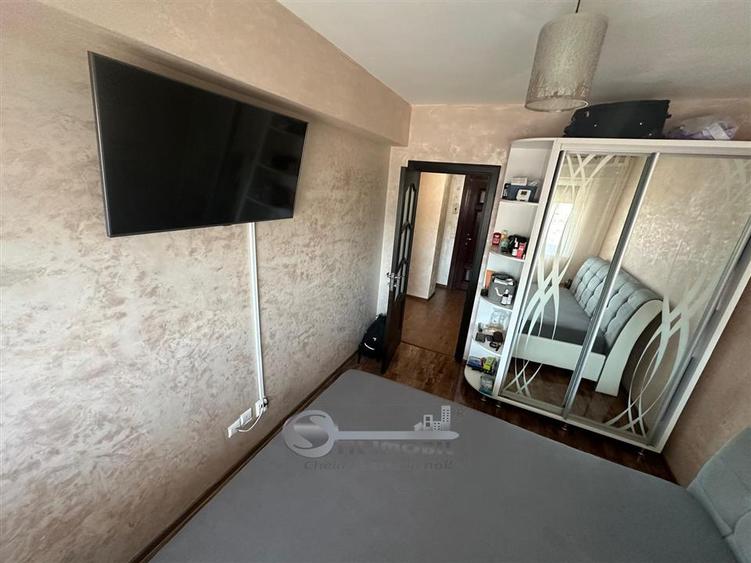 Apartament cu 2 camere decomandat în Galata