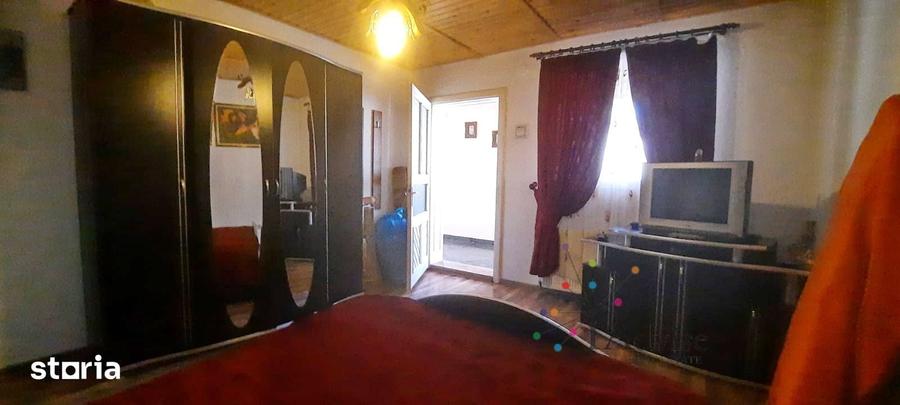 Casa deosebita cu spatiu comercial Rasnov - 15