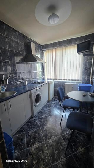 Apartament cu 2 camere decomandat în 1 Decembrie 1918