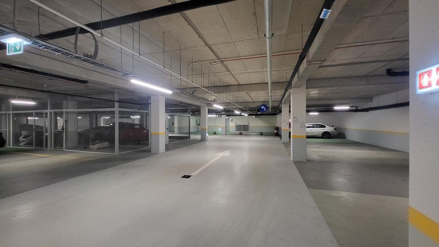 Apartament cu 2 camere decomandat, mobilat în Străulești