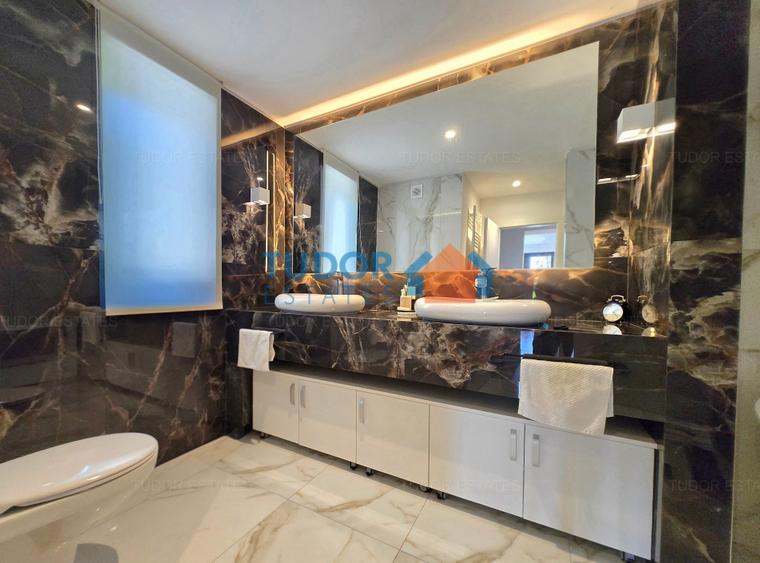 Duplex cu 9 camere cu Garaj în Pipera