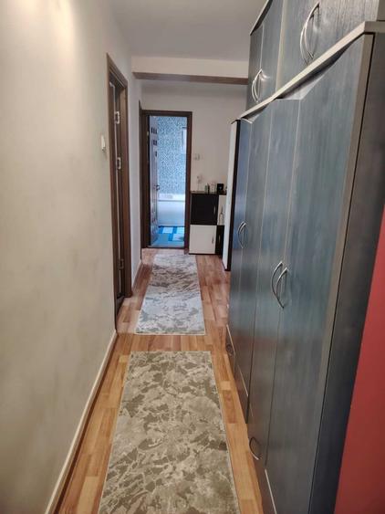 Apartament cu 4 camere decomandat în Obcini