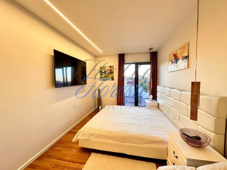 Penthouse cu 7 camere semidecomandat, mobilat în Bună Ziua