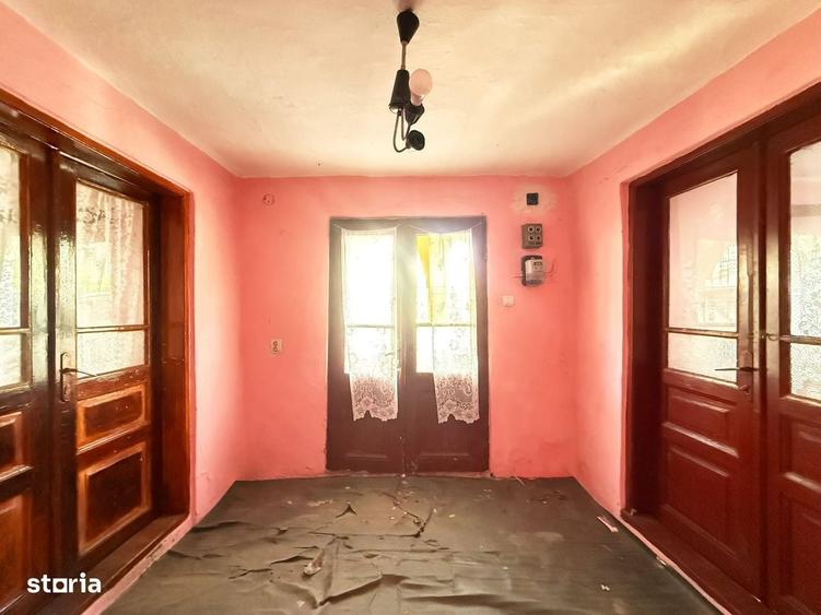 Casă cu 2 camere în Rahova