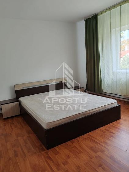Apartament cu 2 camere decomandat, mobilat în Lunei