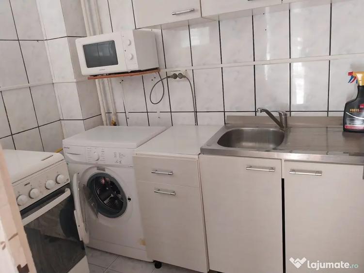 Garsonieră semidecomandată, mobilată în Galata