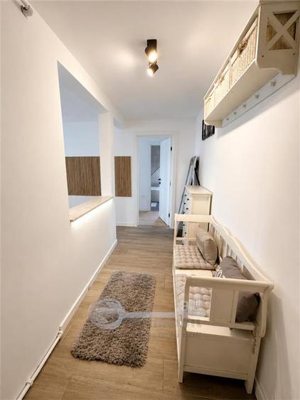Apartament cu 2 camere decomandat în Palat