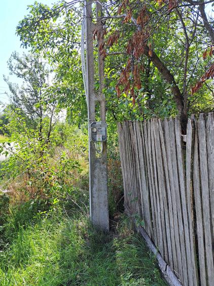 Casă cu 4 camere decomandat în Suseni