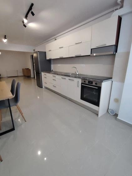Apartament cu 2 camere semidecomandat în Florești