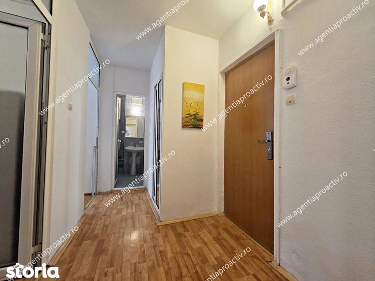 Apartament cu 2 camere decomandat în Mazepa 1
