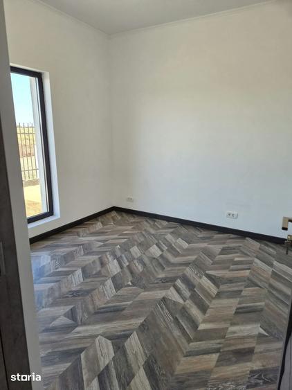 Casă cu 4 camere cu Teren 318 Mp în Central