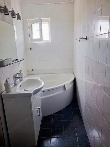 Apartament cu 2 camere decomandat în Văcăresti