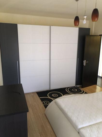 Apartament cu 2 camere semidecomandat în Florești