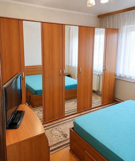 Apartament cu 2 camere decomandat, mobilat în Soarelui