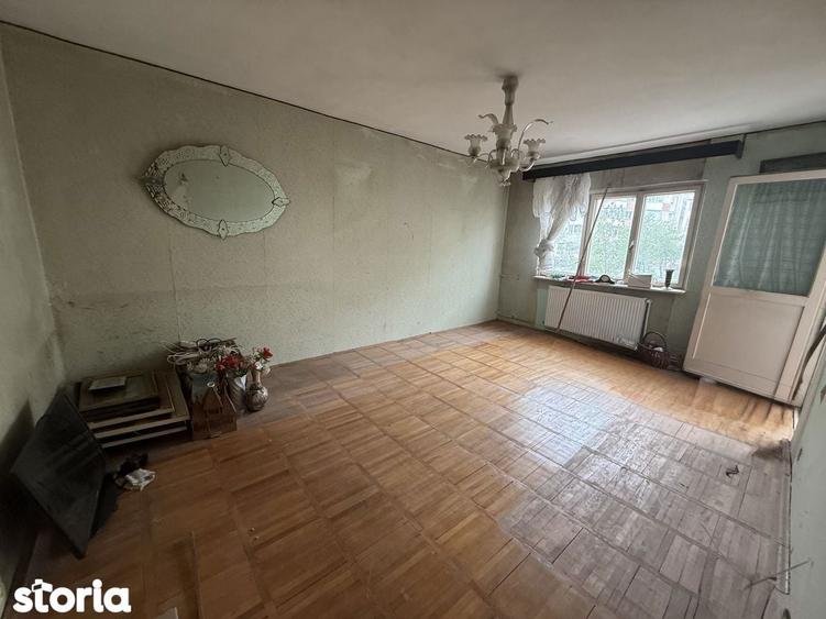 Apartament cu 2 camere decomandat în Mazepa 2