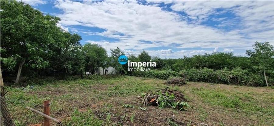 Teren Construcții intravilan de 1127 mp, în Aroneanu