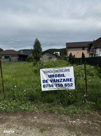 Teren 1.000 mp cu autoriza?ie pentru 2 case Utilita?i - 1