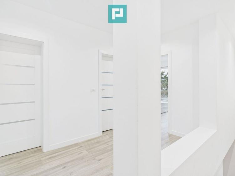 Duplex cu 5 camere cu Canalizare în Giroc