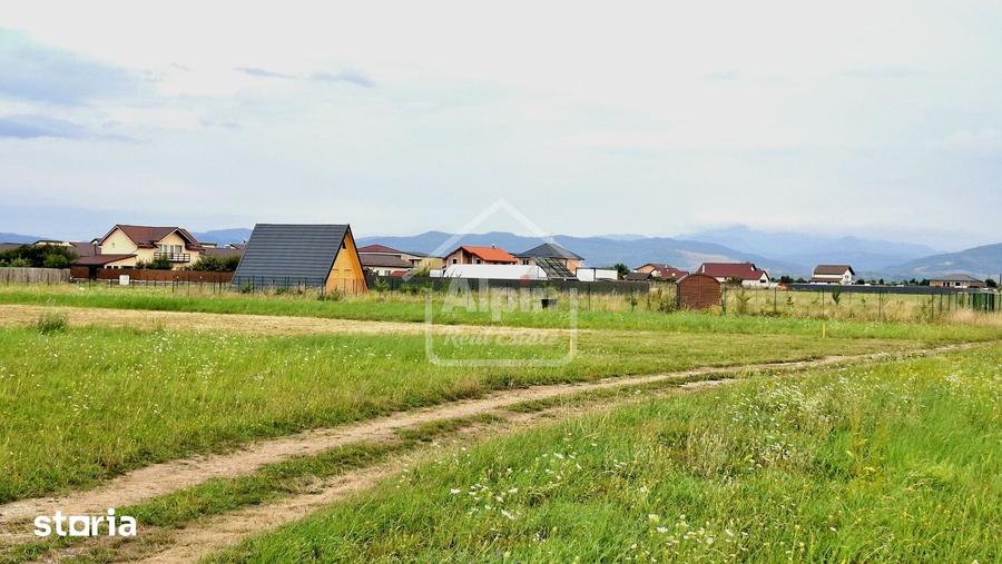 Teren de 920 mp, în Hărman