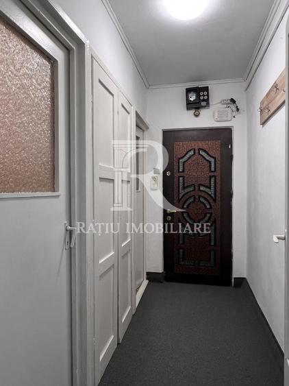 Apartament cu 2 camere semidecomandat, mobilat în Nufărul