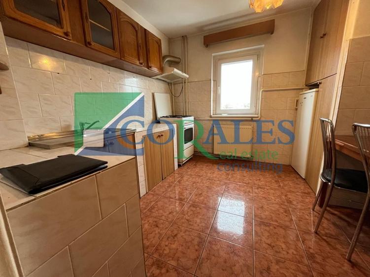 Apartament cu 3 camere decomandat în Simion Bărnuțiu
