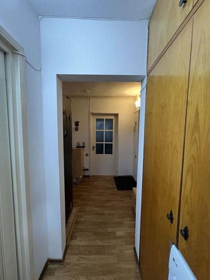 Apartament cu 2 camere decomandat în Vest