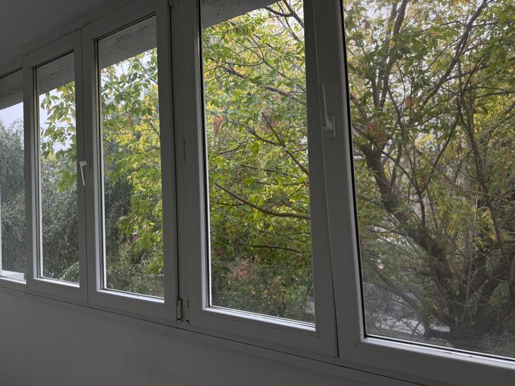 Apartament cu 3 camere în Vitan Mall