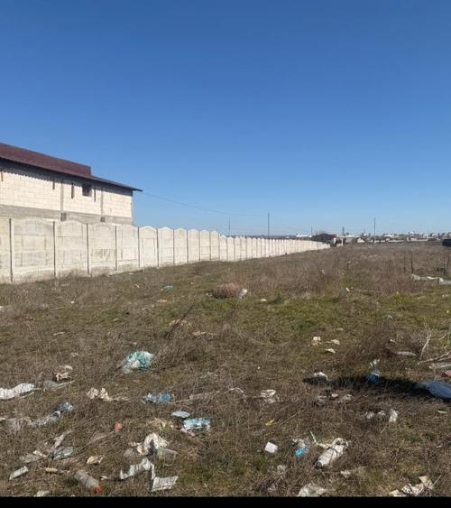 Teren Construcții extravilan de 4523 mp, în Cernele
