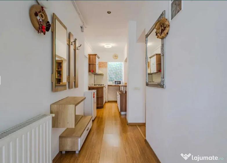 Apartament cu 2 camere semidecomandat în Centrul Istoric