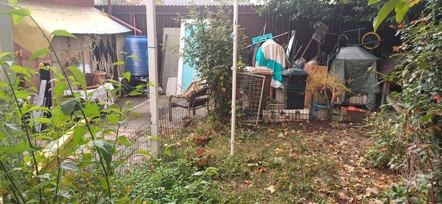 Casă cu 4 camere cu Teren 360 Mp în Andronache