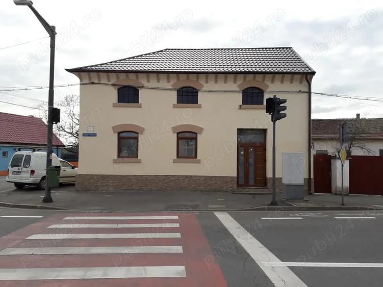 Spațiu comercial, de 140 mp, în Central