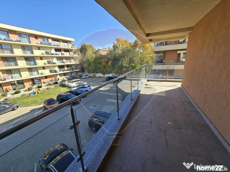 Apartament cu 3 camere semidecomandat, mobilat în Snagov