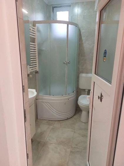 Casă individuală cu 1 camere cu Canalizare în Centrul Civic