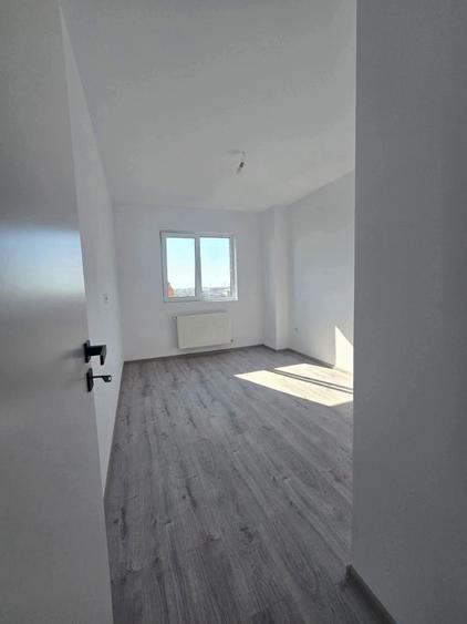 Apartament cu 2 camere decomandat în Dobroești