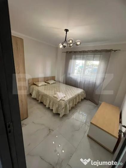 Apartament cu 3 camere decomandat în Cetate