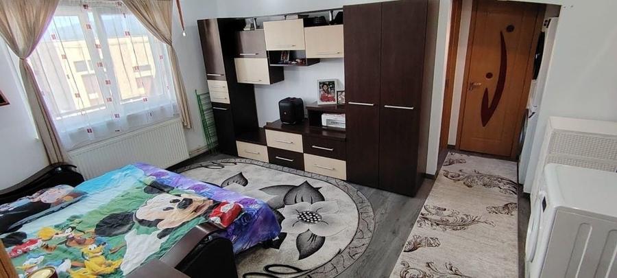 Apartament 2 camere,zarnesti blocuri - 1