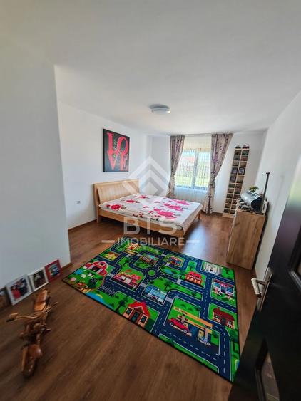 Duplex cu 4 camere cu Canalizare în Sud-Est