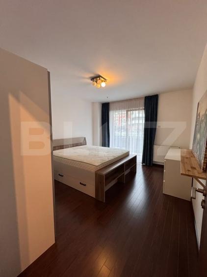 Apartament cu 3 camere decomandat, mobilat în Bună Ziua