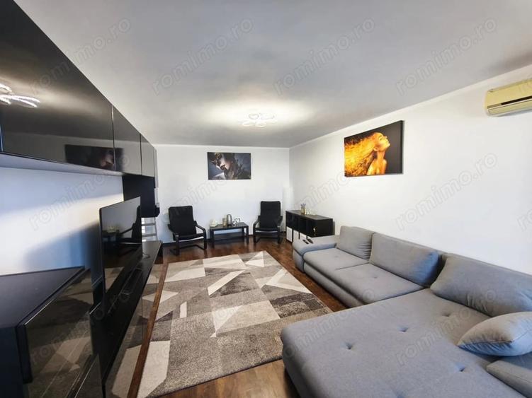 Apartament cu 3 camere decomandat în Faleză