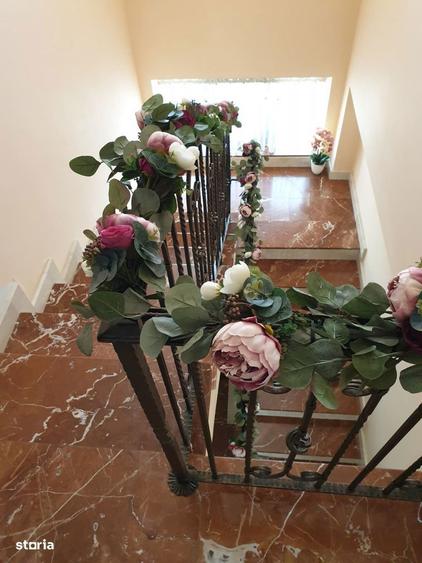 Casă cu 10 camere cu Teren 700 Mp în Obor