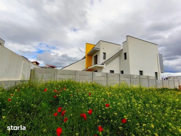 Casă cu 4 camere cu Teren 200 Mp în Central