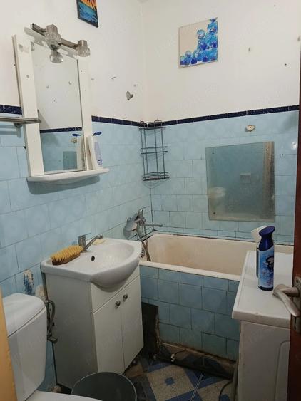 Apartament cu 2 camere semidecomandat în Nord