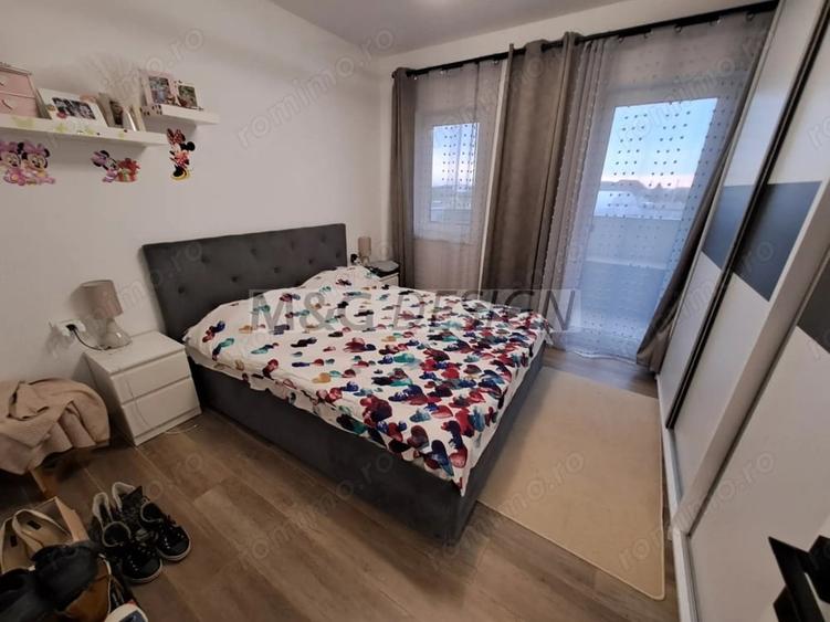 Apartament cu 3 camere decomandat în Giarmata