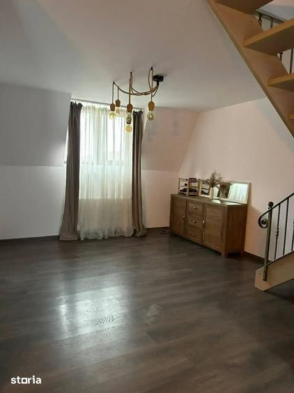 Apartament cu 4 camere în Fundeni