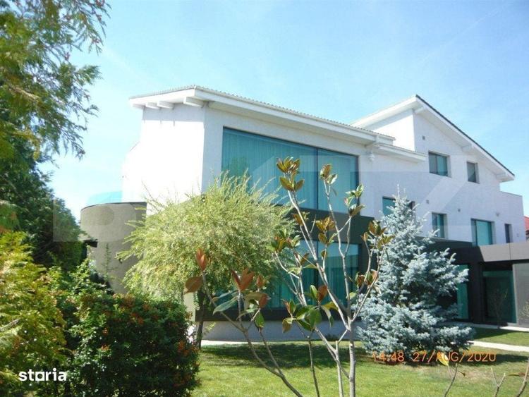 Casă cu 4 camere în Lunei