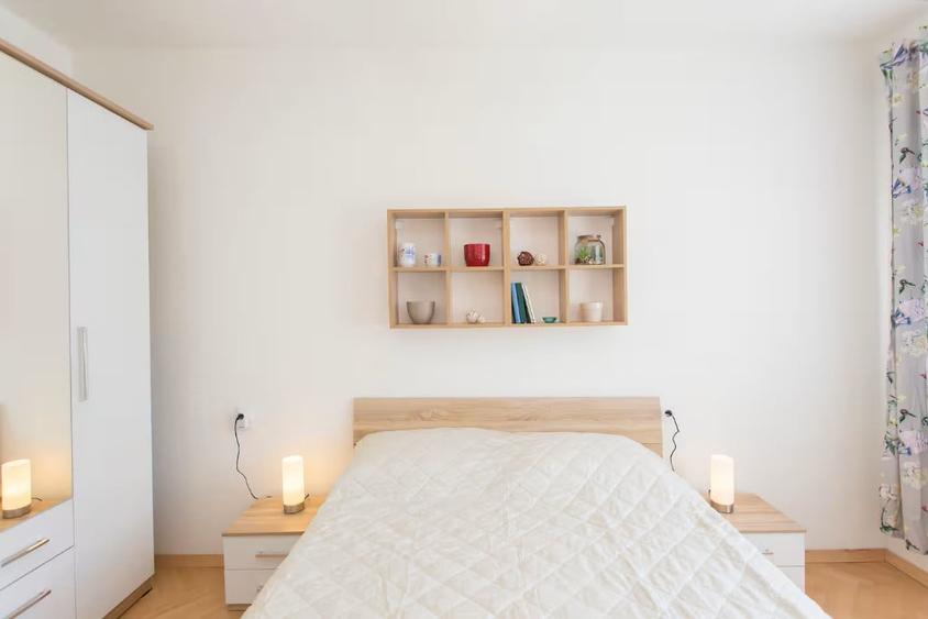 Apartament cu 3 camere decomandat în Crângași