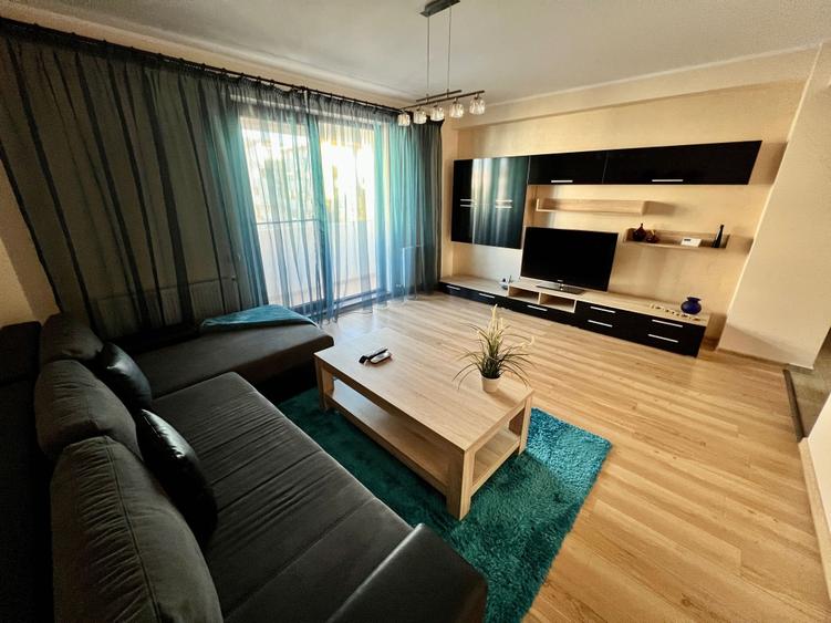 Apartament cu 2 camere decomandat în Central