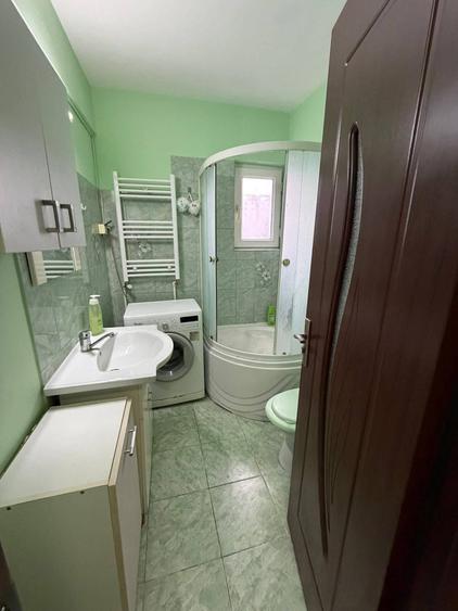 Apartament cu 2 camere decomandat, mobilat în City Park Mall