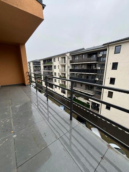 Apartament cu 2 camere decomandat în Dobroești