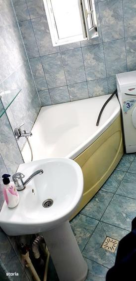 Apartament cu 2 camere în Micro 20